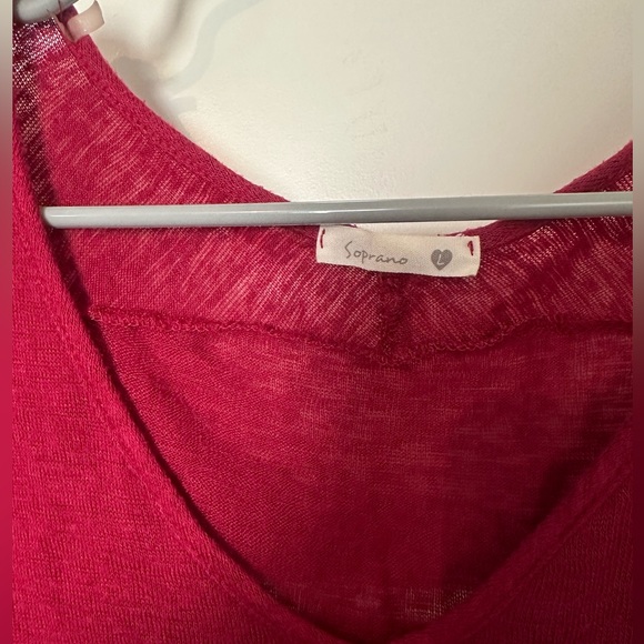 3/4 Sleeve Top - Picture 2 of 2